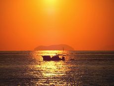 日没間近の小水無瀬島