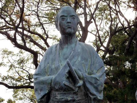 坂本龍馬像