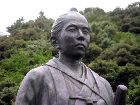 天野清三郎像