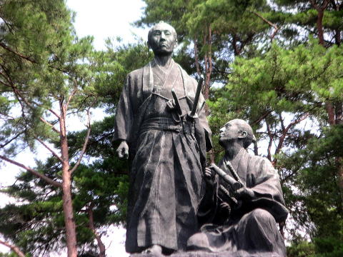 吉田松陰と金子重輔の像