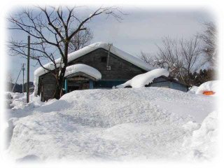 雪の山荘